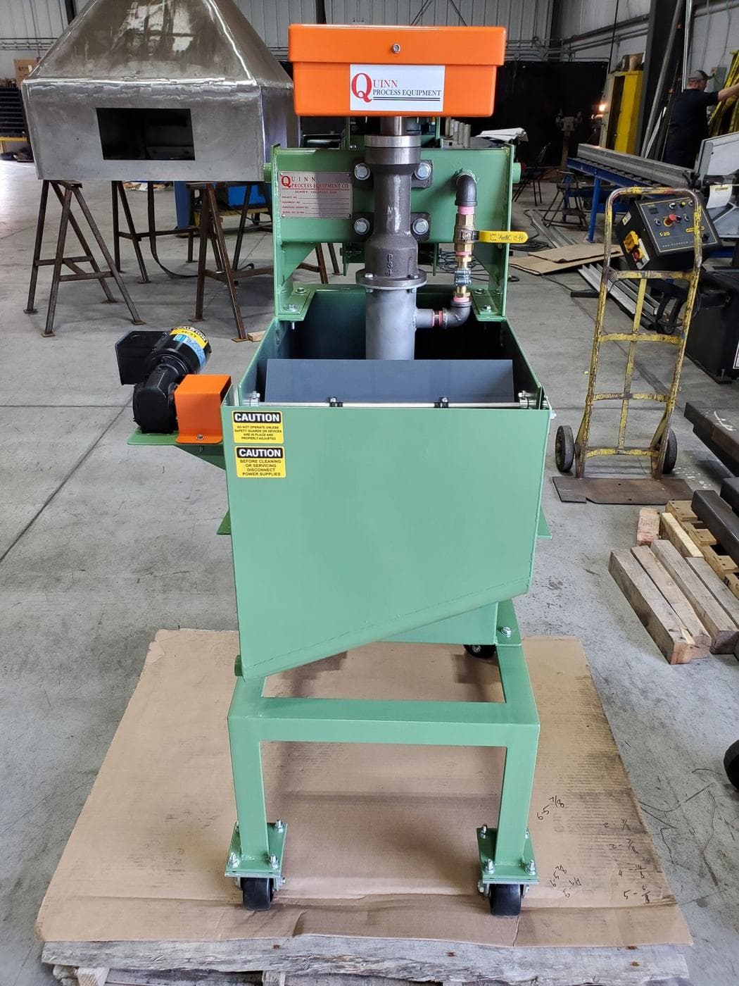 Single No. 8 portable flotation cell on casters